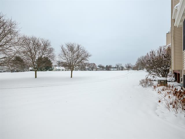 Builiding view thirty two for 7563 Woodbridge, Portage, MI. 49024