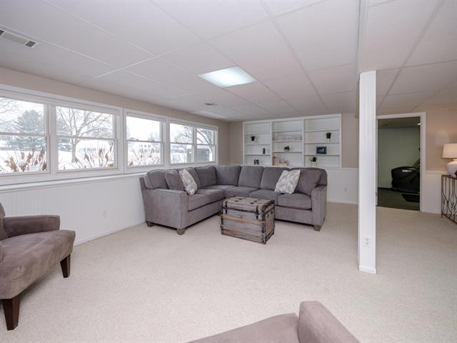 Builiding view twenty five for 7563 Woodbridge, Portage, MI. 49024