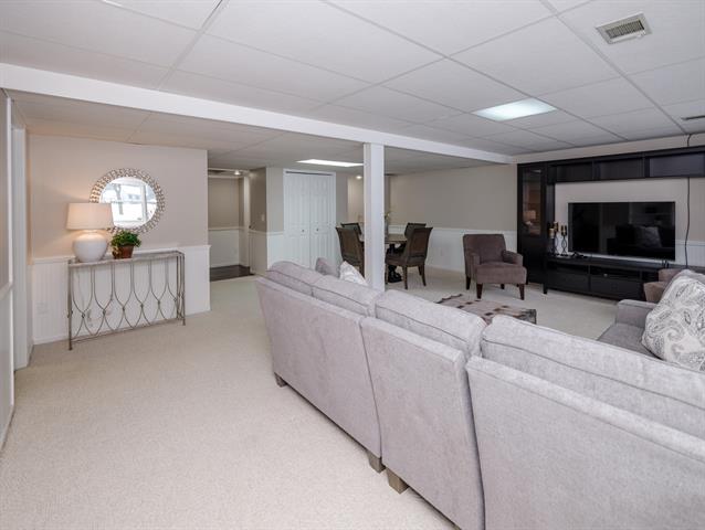 Builiding view twenty seven for 7563 Woodbridge, Portage, MI. 49024