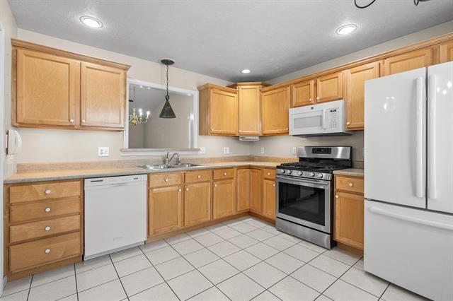 Builiding view five for 5823 Wood Valley, Kalamazoo, MI. 49009