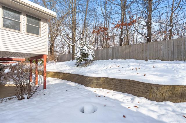 Builiding view thirty one for 5823 Wood Valley, Kalamazoo, MI. 49009