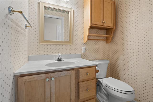 Builiding view twenty one for 5823 Wood Valley, Kalamazoo, MI. 49009