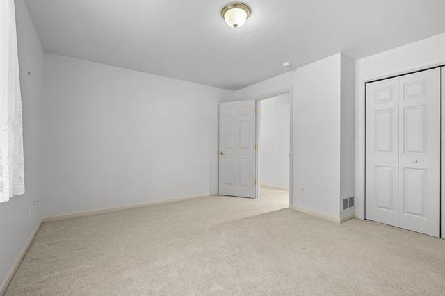 Builiding view twenty seven for 5823 Wood Valley, Kalamazoo, MI. 49009