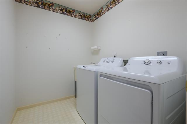 Builiding view twenty two for 5823 Wood Valley, Kalamazoo, MI. 49009