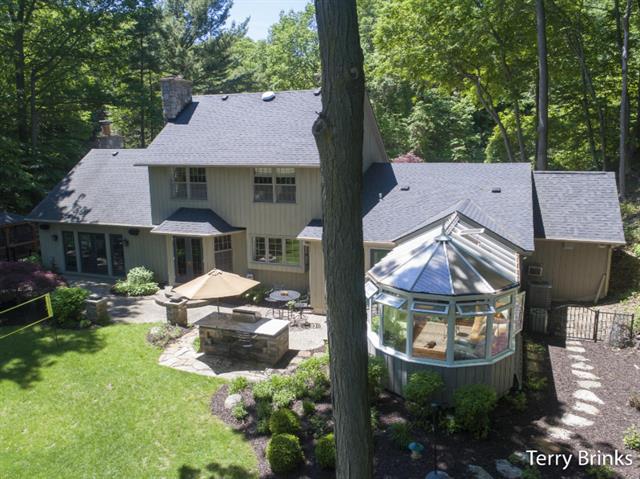 front view for 4671 Valleywood Court, Holland, Mi. 49423