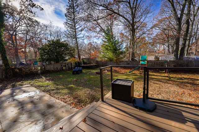 Builiding view eight for 1325 Sumac, Muskegon, MI. 49445