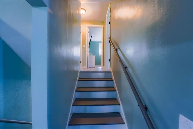 Builiding view nineteen for 1325 Sumac, Muskegon, MI. 49445