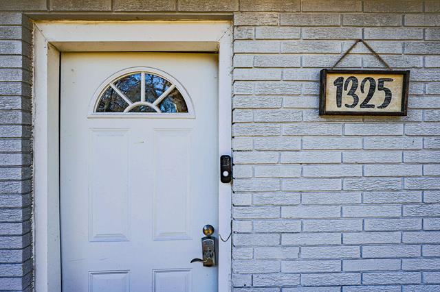 Builiding view one for 1325 Sumac, Muskegon, MI. 49445