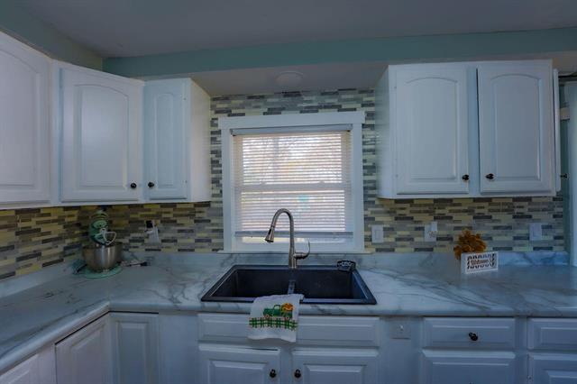 Builiding view sixteen for 1325 Sumac, Muskegon, MI. 49445