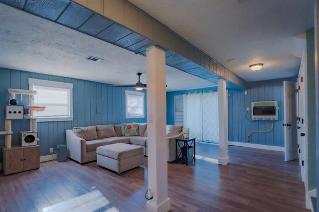 Builiding view thirty one for 1325 Sumac, Muskegon, MI. 49445