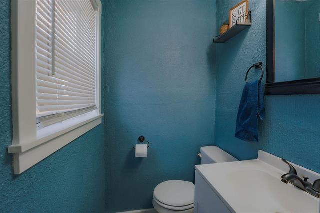 Builiding view twenty nine for 1325 Sumac, Muskegon, MI. 49445