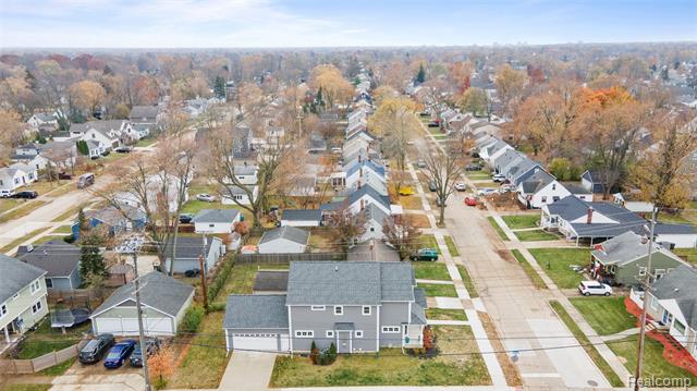 Builiding view forty three for 3608 , Royal Oak, MI. 48073