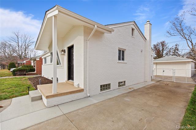 Builiding view thirty for 3608 , Royal Oak, MI. 48073