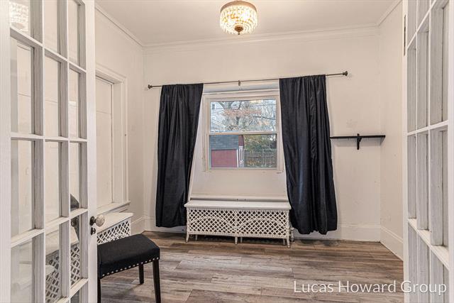 Builiding view seven for 326 Washington, Ionia, MI. 48846