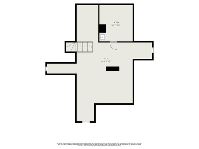 Builiding view twenty eight for 326 Washington, Ionia, MI. 48846