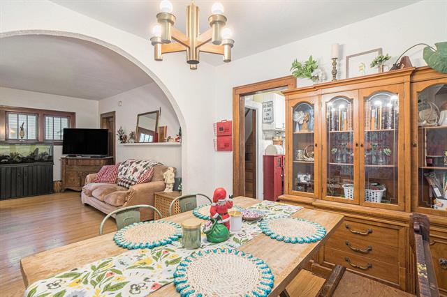 Builiding view two for 131 20Th, Holland, MI. 49423