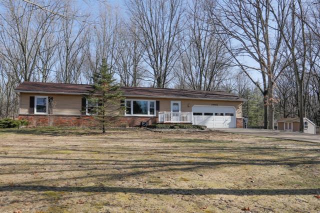 front view for 24402 Thousand Oaks Lane, Mattawan, Mi. 49071
