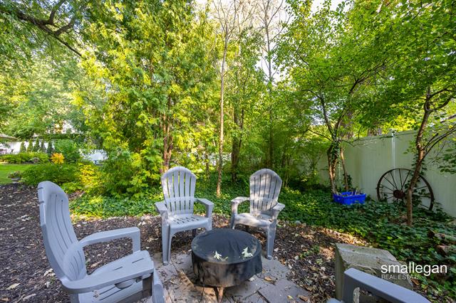 Builiding view eighty for 2114 Tenway, Grand Rapids, MI. 49506