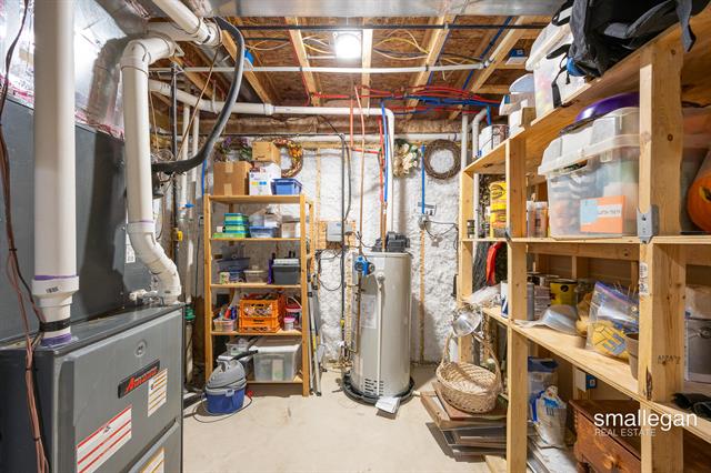 Builiding view fifty one for 2114 Tenway, Grand Rapids, MI. 49506