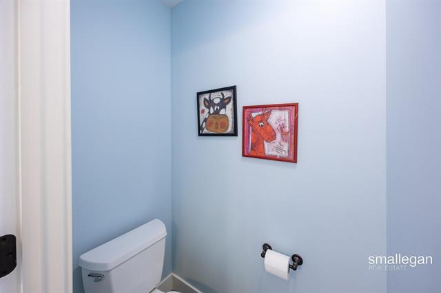 Builiding view forty for 2114 Tenway, Grand Rapids, MI. 49506