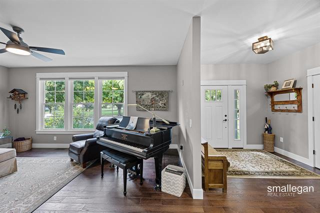 Builiding view seven for 2114 Tenway, Grand Rapids, MI. 49506