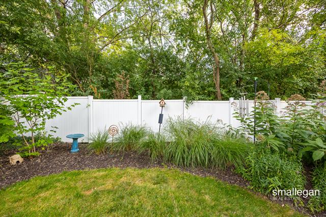 Builiding view seventy four for 2114 Tenway, Grand Rapids, MI. 49506