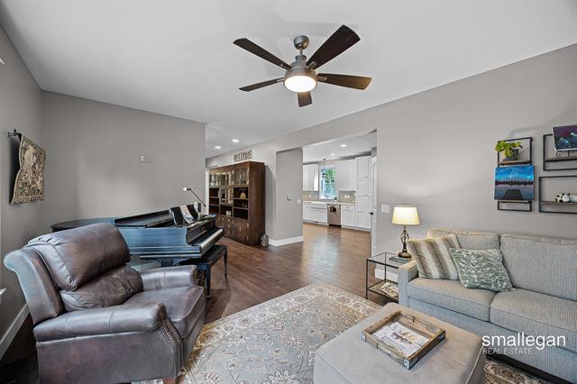 Builiding view sixteen for 2114 Tenway, Grand Rapids, MI. 49506