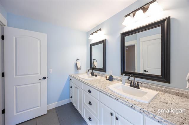 Builiding view thirty eight for 2114 Tenway, Grand Rapids, MI. 49506