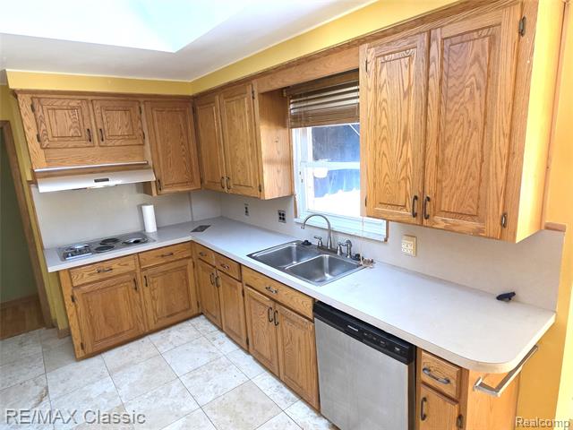 Builiding view eight for 618 Mount Vernon, Royal Oak, MI. 48073