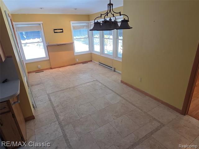 Builiding view fifteen for 618 Mount Vernon, Royal Oak, MI. 48073