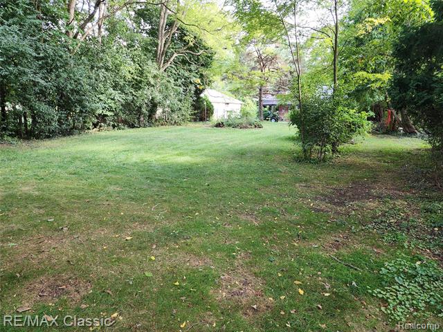 Builiding view fifty eight for 618 Mount Vernon, Royal Oak, MI. 48073