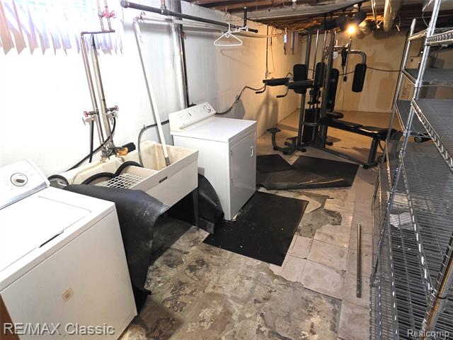 Builiding view forty eight for 618 Mount Vernon, Royal Oak, MI. 48073