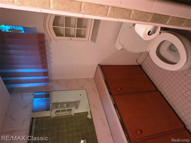 Builiding view forty four for 618 Mount Vernon, Royal Oak, MI. 48073