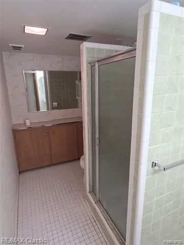 Builiding view forty seven for 618 Mount Vernon, Royal Oak, MI. 48073