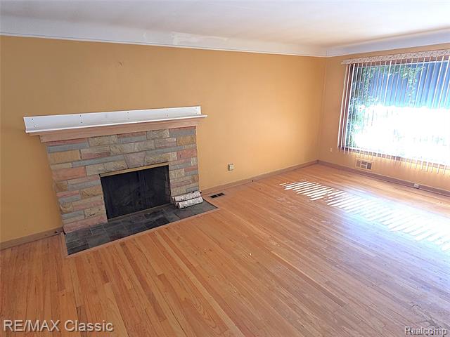 Builiding view four for 618 Mount Vernon, Royal Oak, MI. 48073