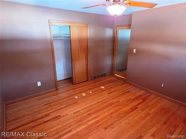 Builiding view thirty one for 618 Mount Vernon, Royal Oak, MI. 48073