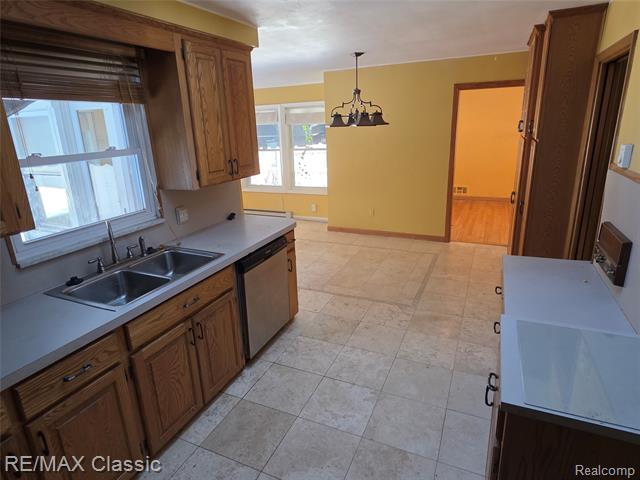 Builiding view twelve for 618 Mount Vernon, Royal Oak, MI. 48073