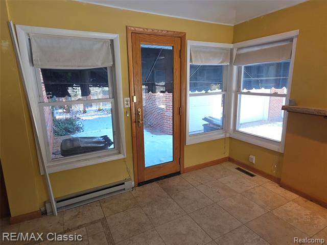 Builiding view twenty for 618 Mount Vernon, Royal Oak, MI. 48073