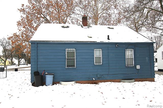 Builiding view one for 2713 Brownell Blvd, Flint, MI. 48504