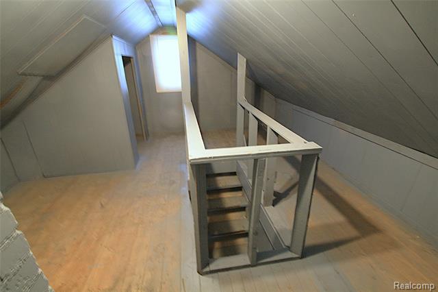 Builiding view thirteen for 2713 Brownell Blvd, Flint, MI. 48504