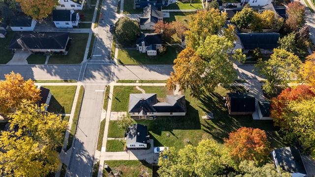 Builiding view eleven for 133 Garfield, Zeeland, MI. 49464