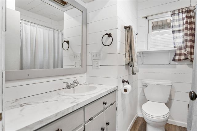 Builiding view twenty four for 133 Garfield, Zeeland, MI. 49464