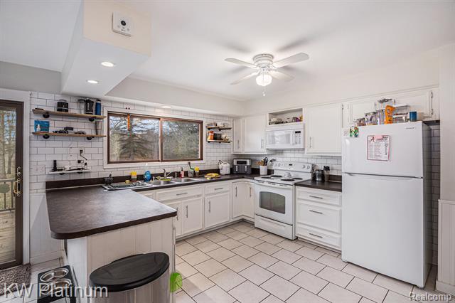 Builiding view seven for 9757 Rynn Rd., Avoca, MI. 48006