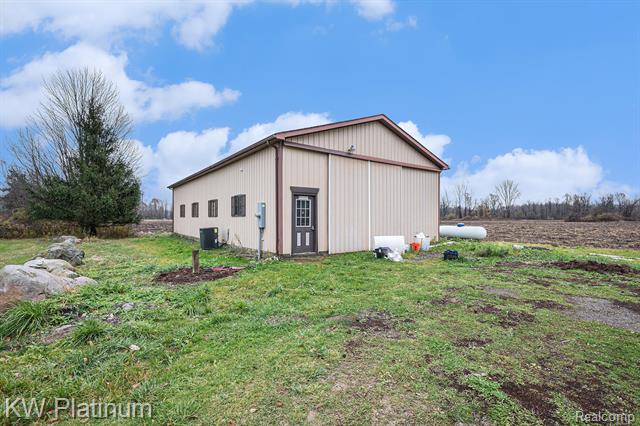 Builiding view two for 9757 Rynn Rd., Avoca, MI. 48006