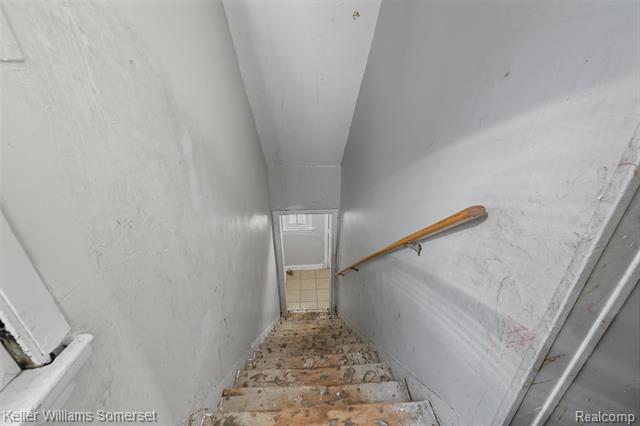 Builiding view eighteen for 18646 Ilene, Detroit, MI. 48221