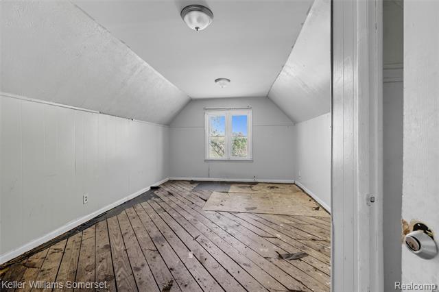 Builiding view nineteen for 18646 Ilene, Detroit, MI. 48221