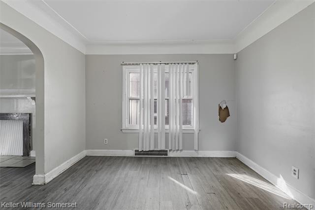 Builiding view seven for 18646 Ilene, Detroit, MI. 48221