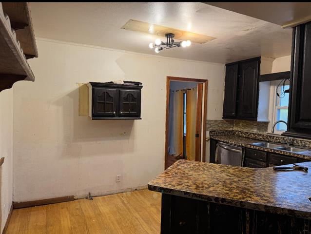 Builiding view three for 1260 Gilbert Street, Flint, MI. 48532