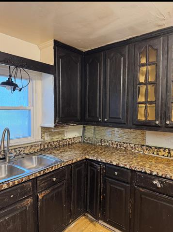 Builiding view two for 1260 Gilbert Street, Flint, MI. 48532