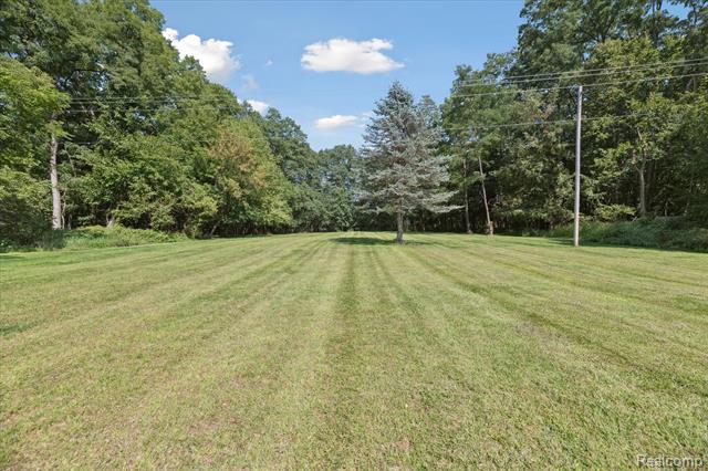 Builiding view thirty seven for 1590 Rolston Road, Linden, MI. 48451